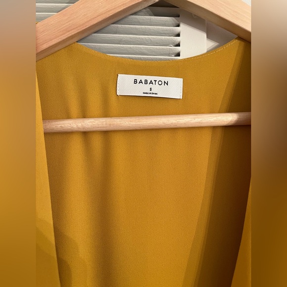 Aritzia Babaton Lyndon Wrap Dress in Yellow Sz Small - Picture 6 of 6